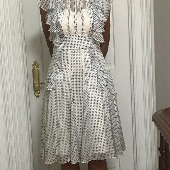 Chloe Dresses & Skirts - Chloe silk dress